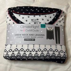 Climate Right by Cuddl Duds crew neck and leggings Size XL